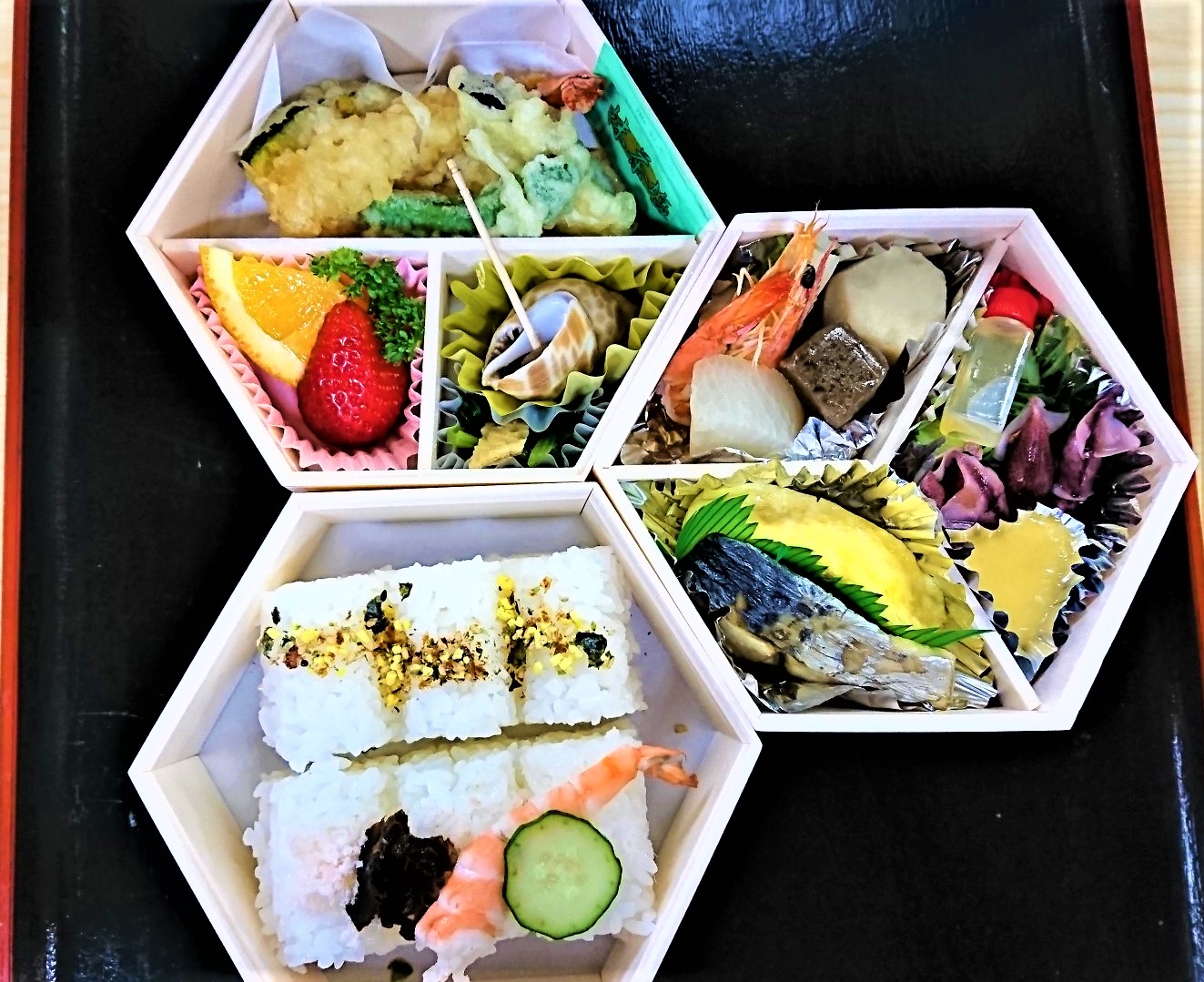 3段弁当箱「雅(みやび)」